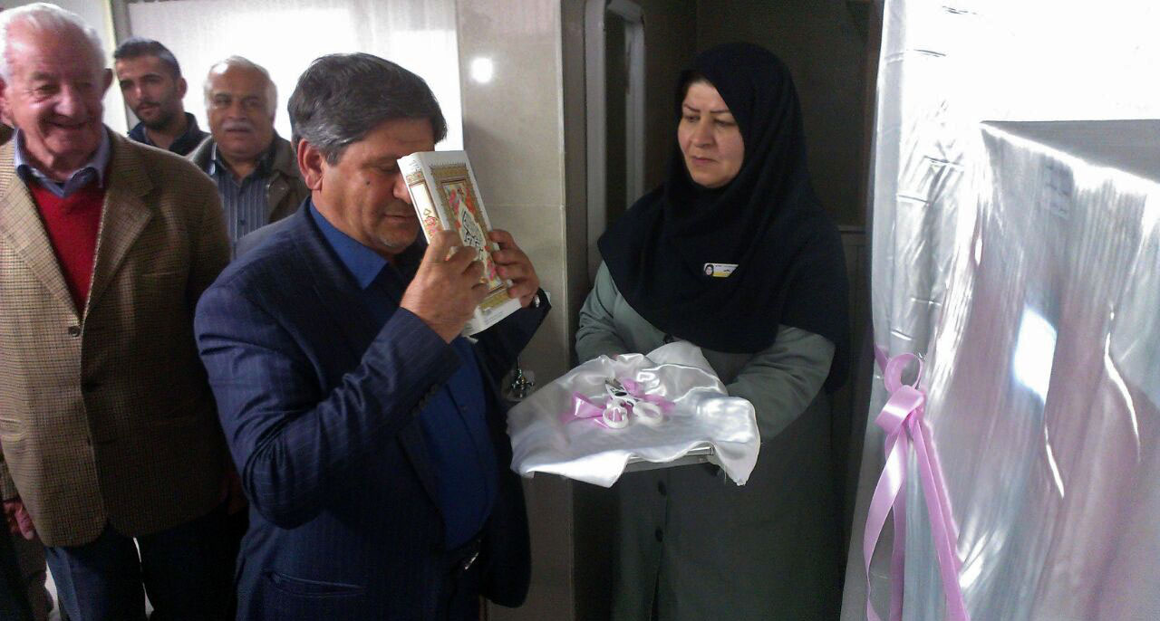 مراسم افتتاح دستگاه های آزمایشگاهی توسط خیرین نیک اندیش، اهدایی از مجمع خیرین سلامت بیمارستان آیت اله خوانساری. آجر نسوز شرکت دیرگداز اراک