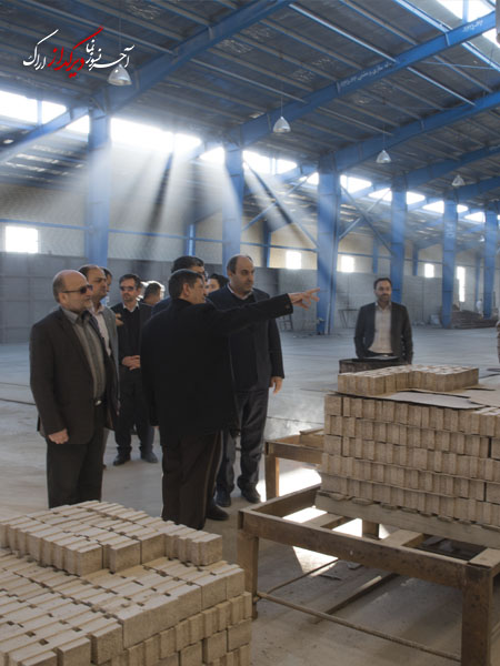 بازدید مسئولان استان از اجرای طرح توسعه کارخانه دیرگداز اراک بازدید مسئولان استان از اجرای طرح توسعه کارخانه دیرگداز اراک
